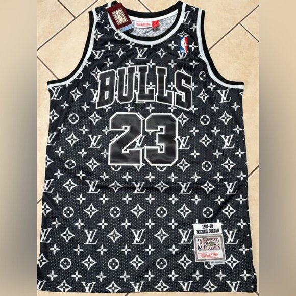Chicago Bulls Michael Jordan # 23 Jersey Black/White , Unisex - Picture 7 of 12